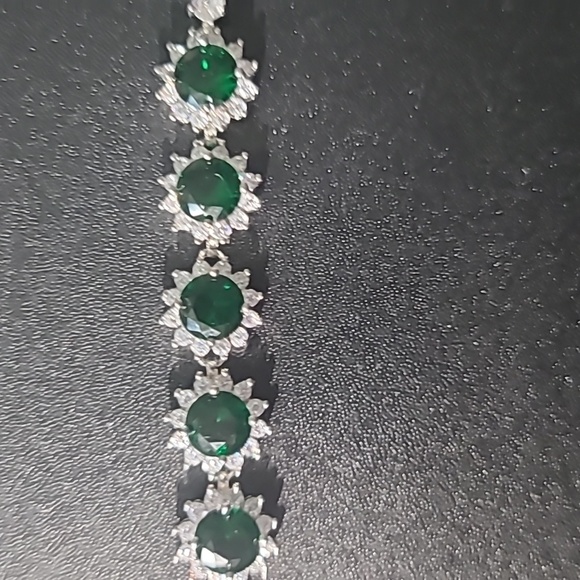 Rainbow Emerald Cut Rectangle Multi-Color Baroque Crystals Bead Bracelet - Picture 3 of 3